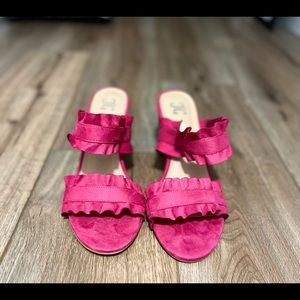 Journey Collection Hot Pink/Fuscia heels